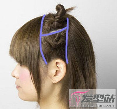 怎樣不用卷發(fā)棒就能弄出梨花內(nèi)扣 栗色內(nèi)扣梨花圖片