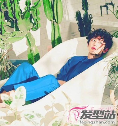 他才是最適合小卷的男人 樸燦烈綿羊卷發(fā)型萌動(dòng)你
